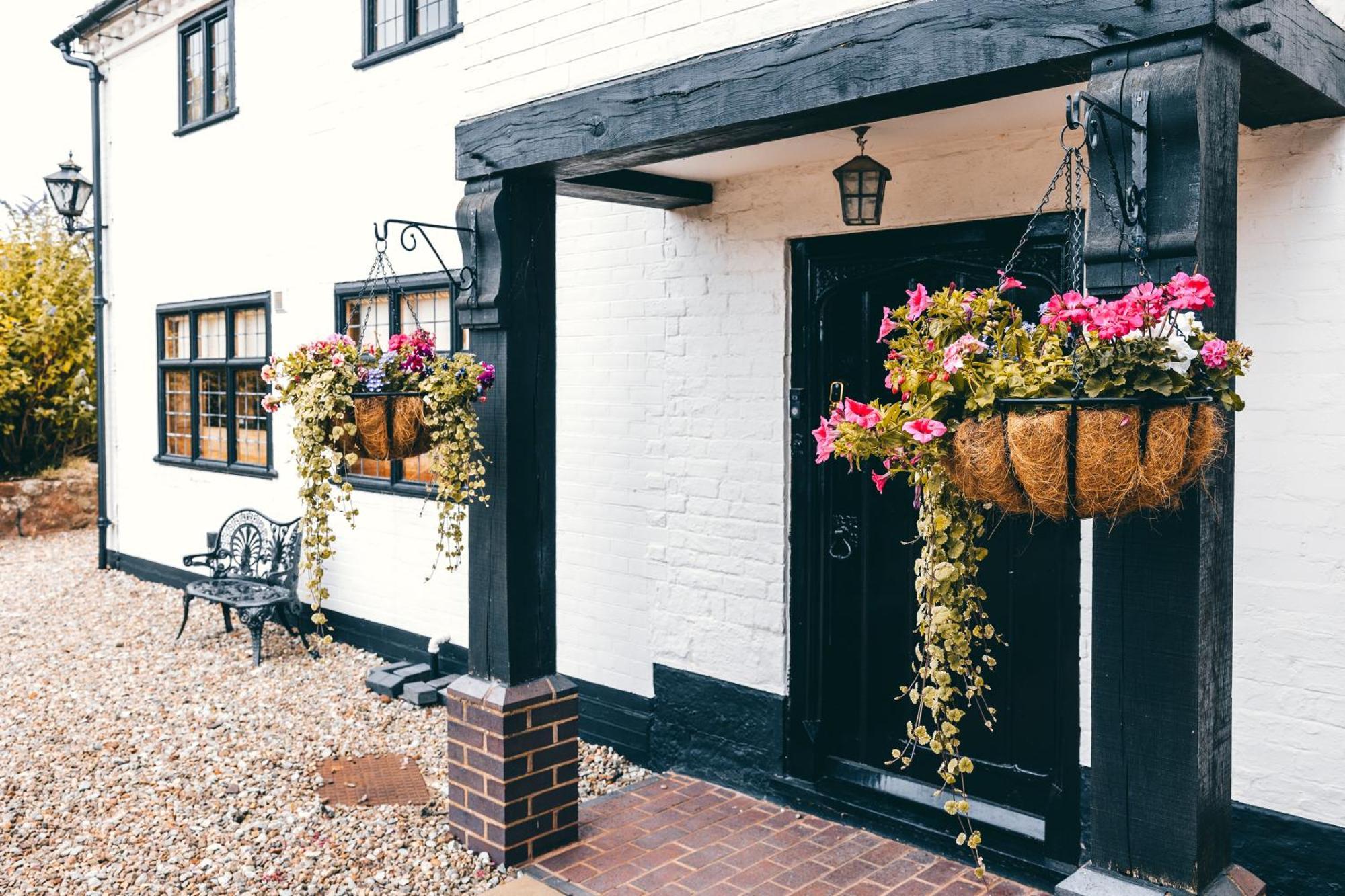 High Grosvenor House With Rose And Heath Cottages Bridgnorth Exteriör bild