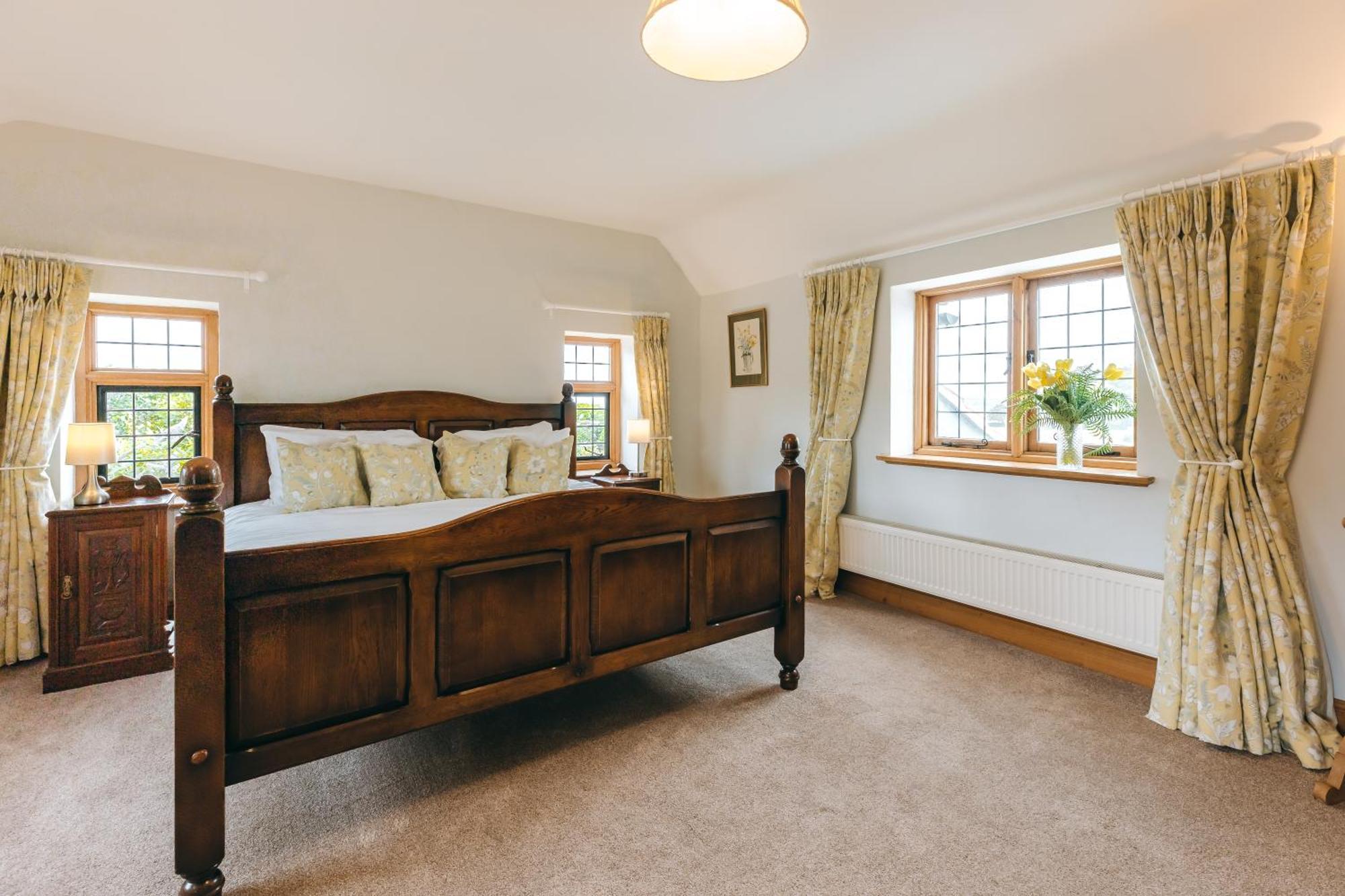 High Grosvenor House With Rose And Heath Cottages Bridgnorth Exteriör bild