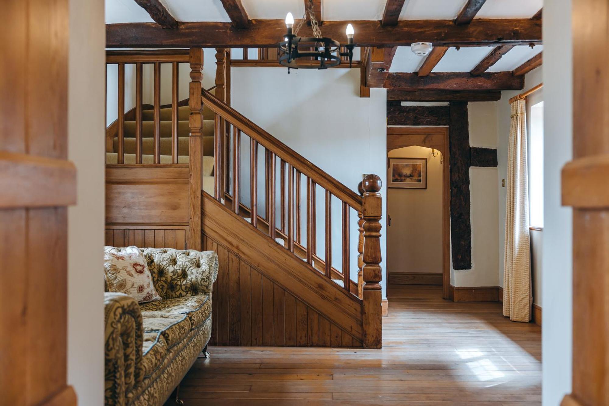 High Grosvenor House With Rose And Heath Cottages Bridgnorth Exteriör bild