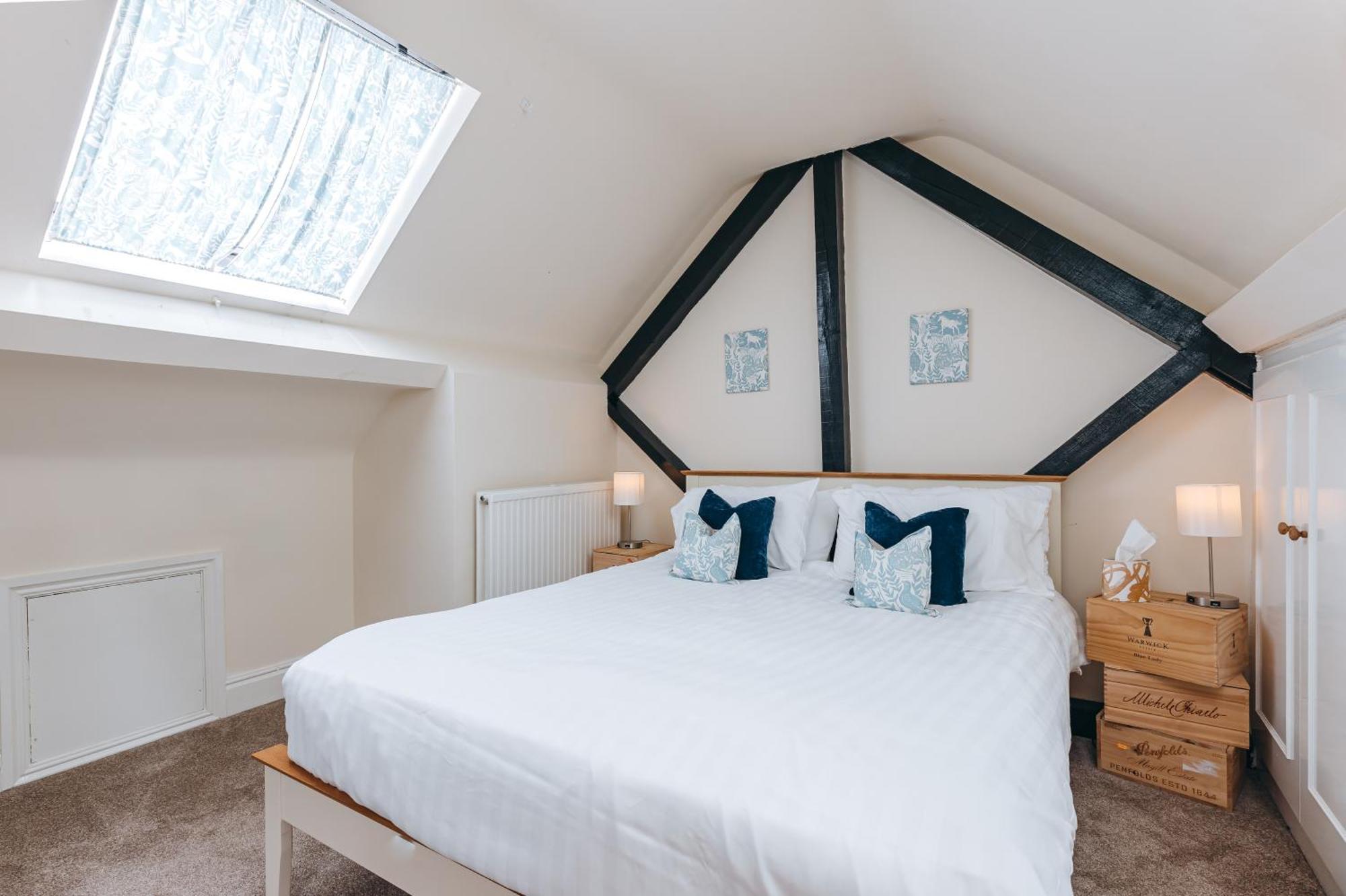 High Grosvenor House With Rose And Heath Cottages Bridgnorth Exteriör bild