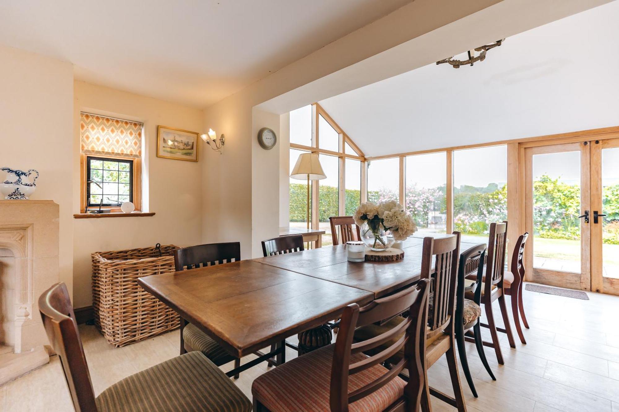 High Grosvenor House With Rose And Heath Cottages Bridgnorth Exteriör bild